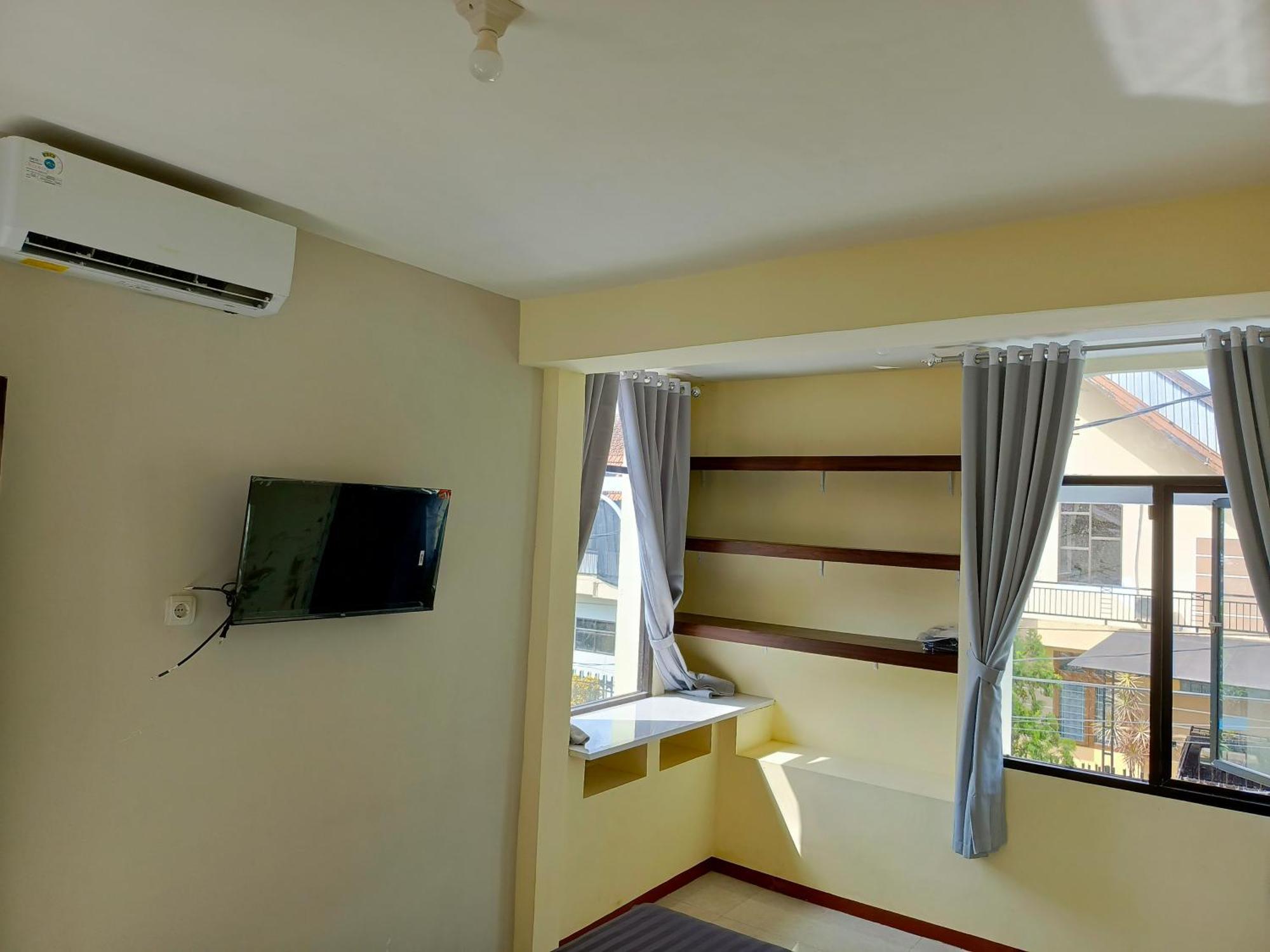 Bebek Kuning Residence Blimbing  Экстерьер фото